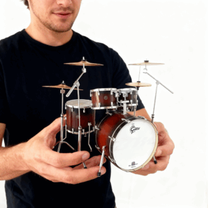 freepik__homem-com-um-instrumento-musical-de-tambor-em-mini__80413